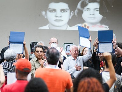 Emoção pautou a diplomação póstuma dos estudantes da Ufal mortos pela Ditadura